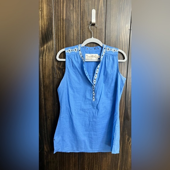 Aventura Blue Embroidered Sleeveless Top-size:small - Picture 5 of 10